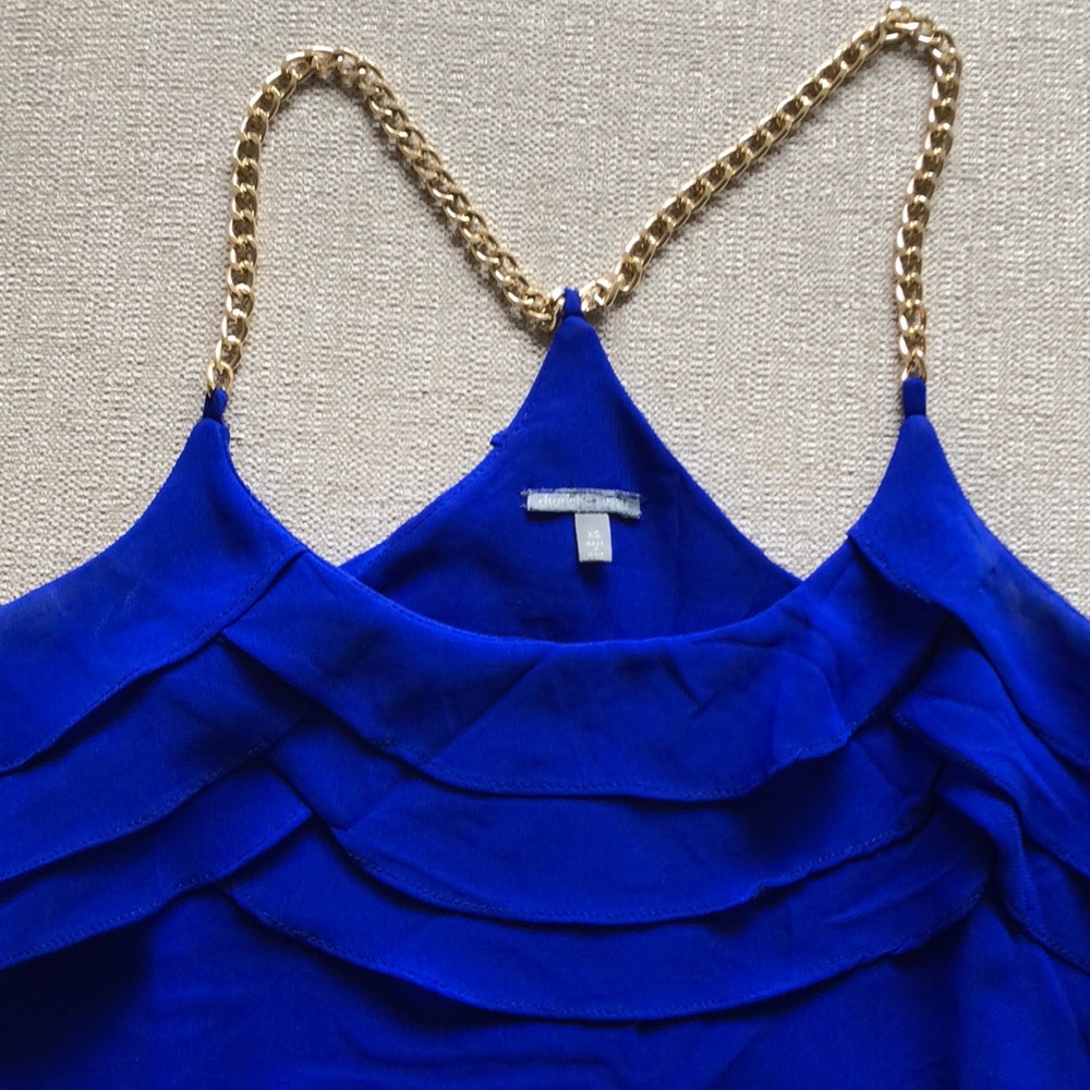 Dressy shirt with gold chain straps 🌸